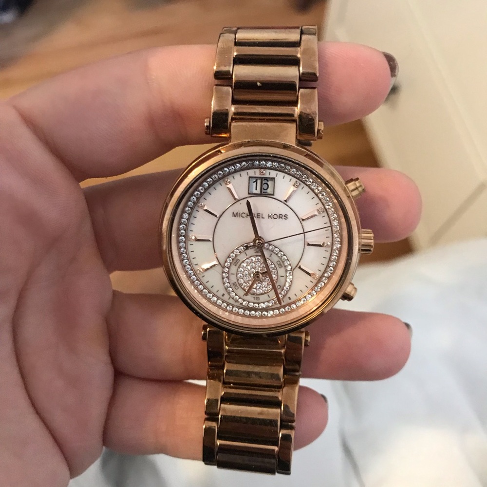 Michael Kors rose gold watch